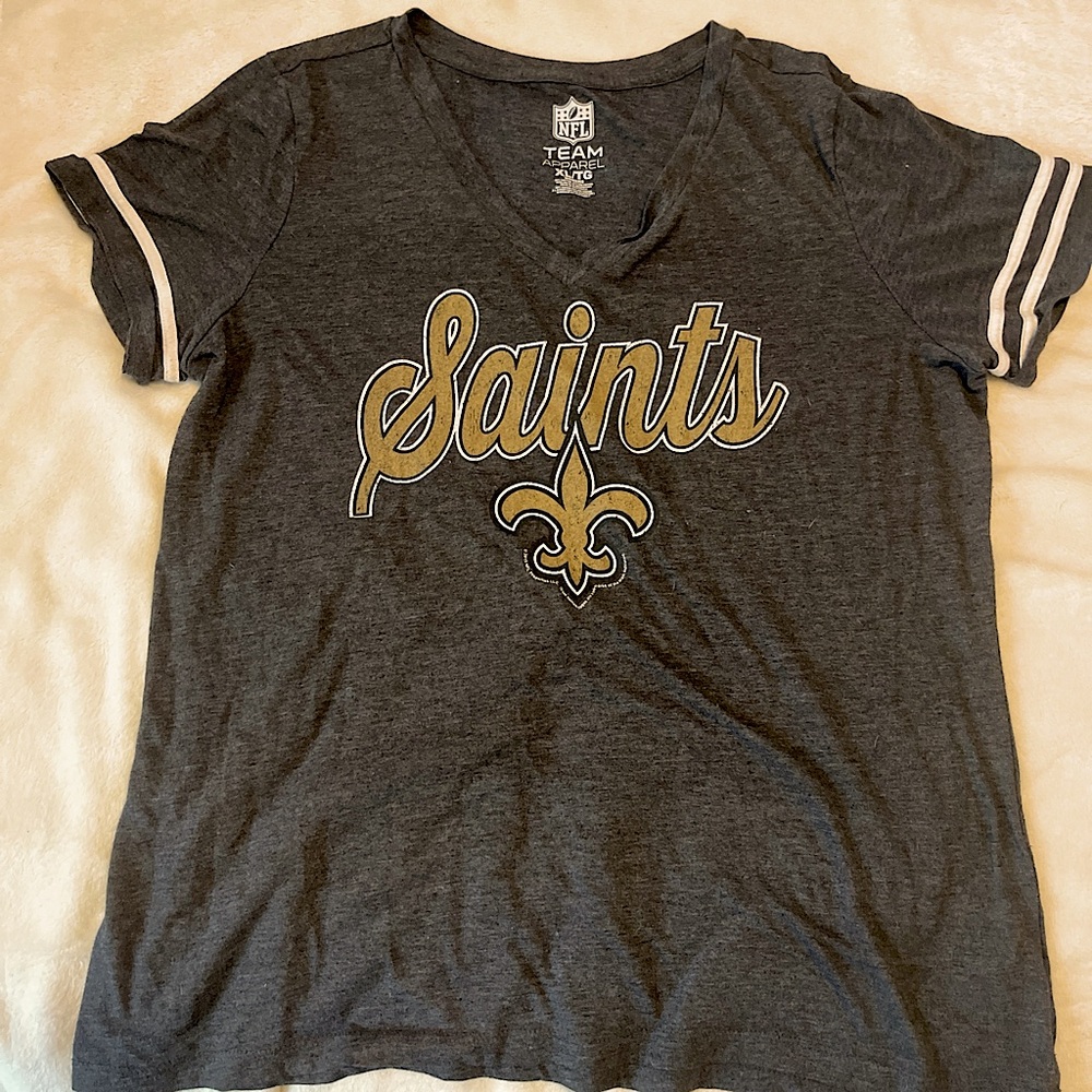 saints t-shirt